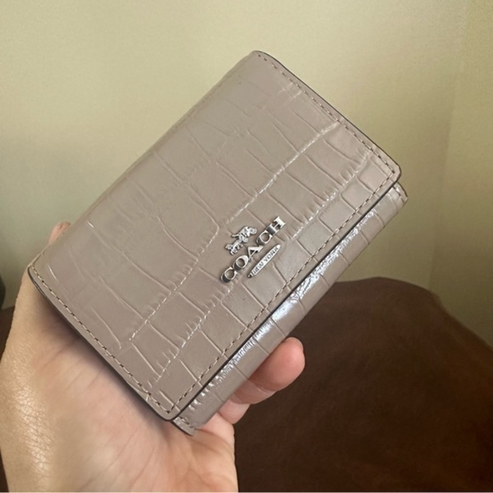 New Coach Micro Wallet